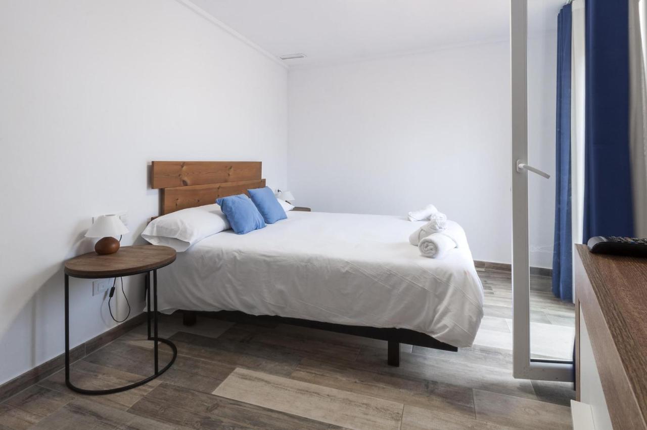 Apartamentos Al-Andalusi Дения Екстериор снимка
