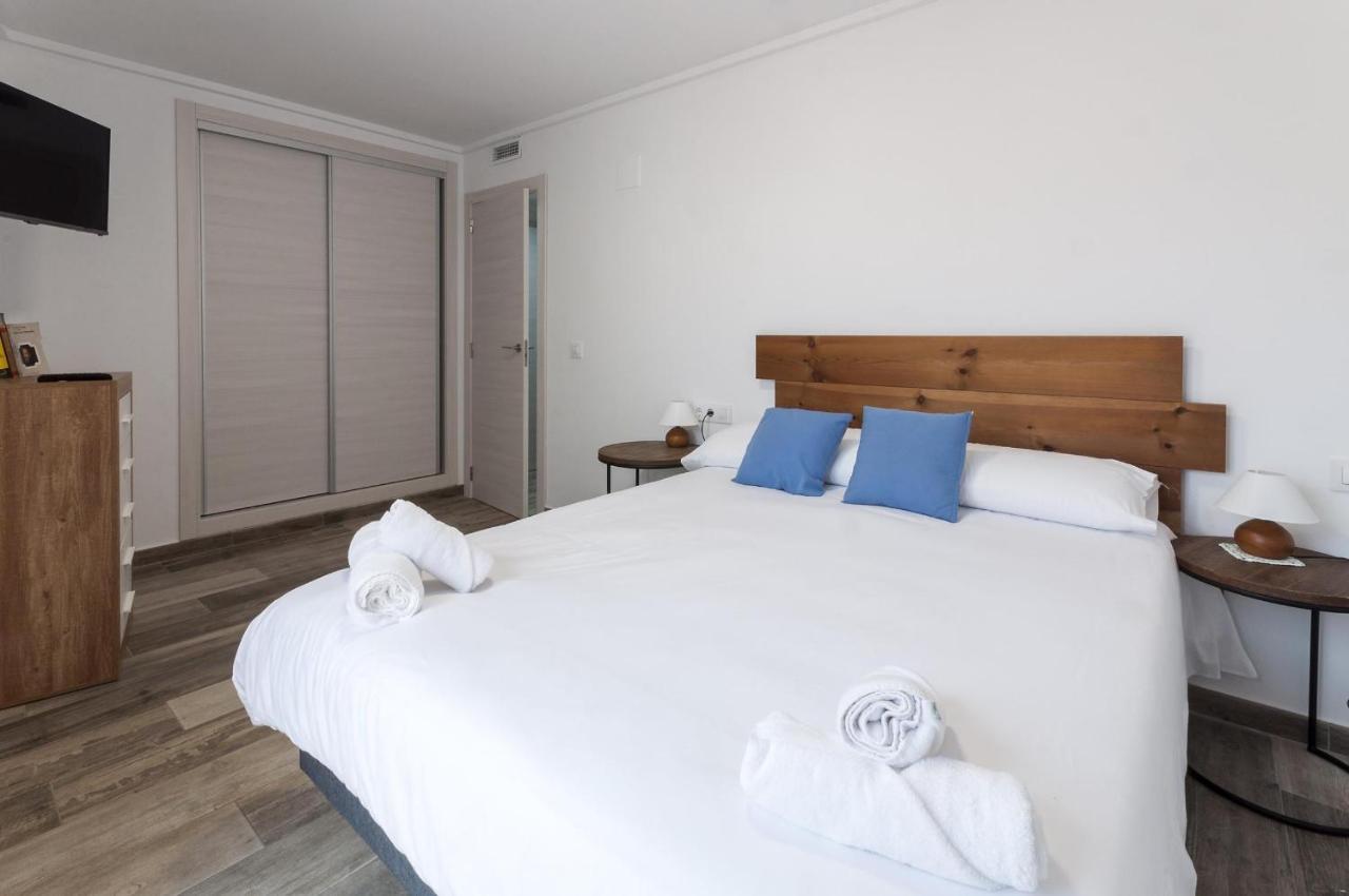 Apartamentos Al-Andalusi Дения Екстериор снимка
