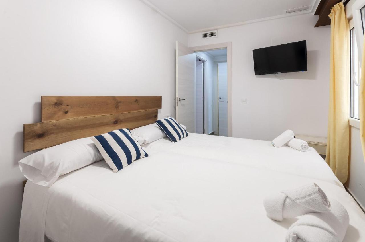 Apartamentos Al-Andalusi Дения Екстериор снимка