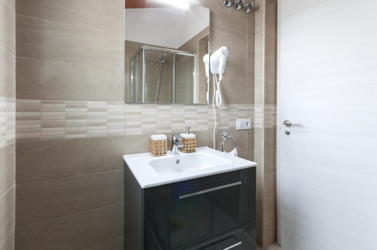 Apartamentos Al-Andalusi Дения Екстериор снимка