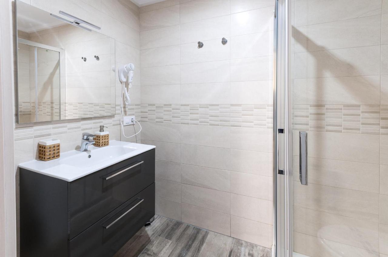 Apartamentos Al-Andalusi Дения Екстериор снимка
