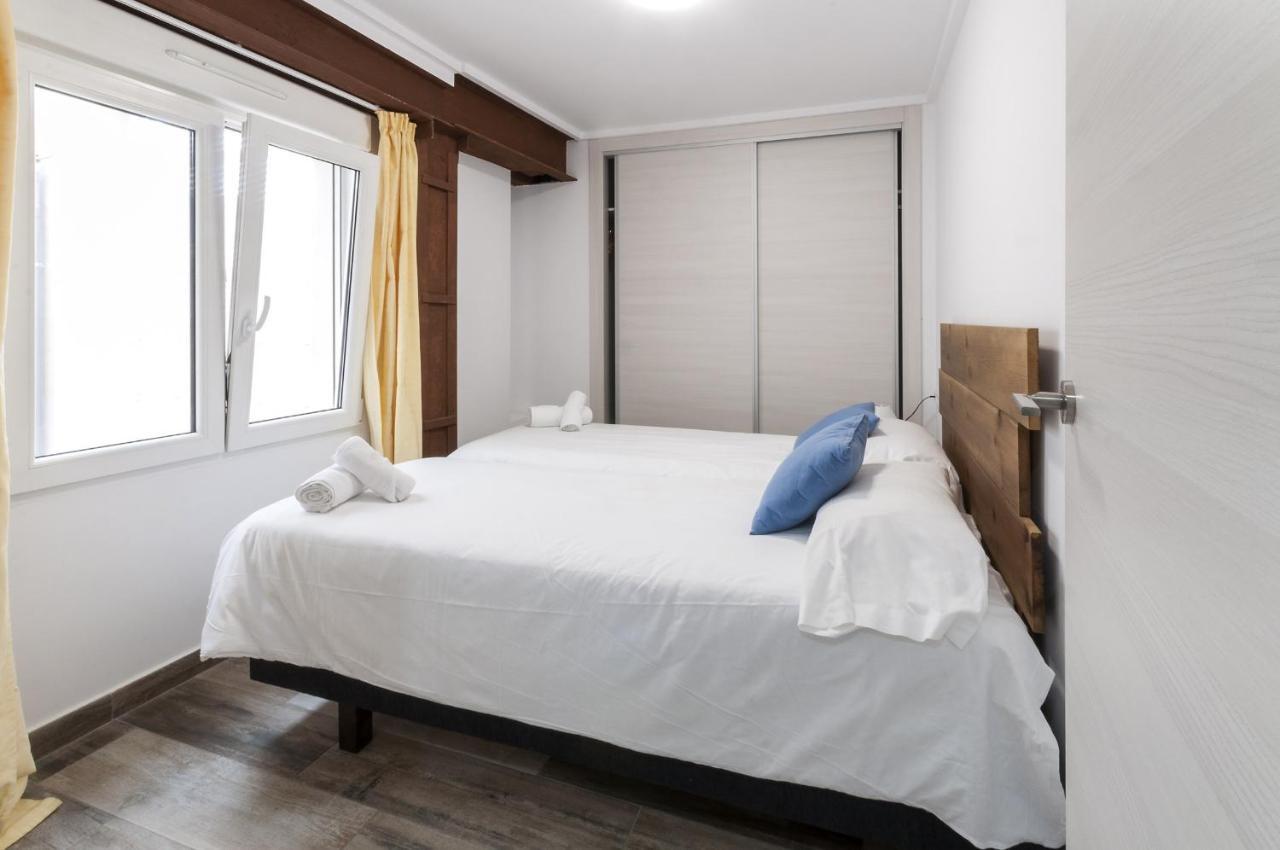 Apartamentos Al-Andalusi Дения Екстериор снимка